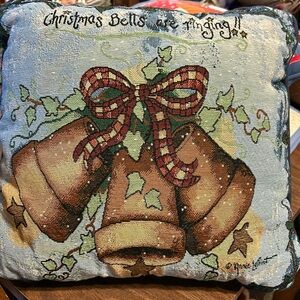 Vintage Tapestry Christmas 🎄 Pillow